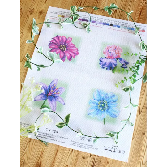 Канва Aida 14 с напечатанным рисунком "Цветы" SSK-124