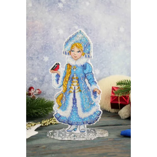 Набор для вышивания крестом "Снегурочка со подставкой" SR-944
