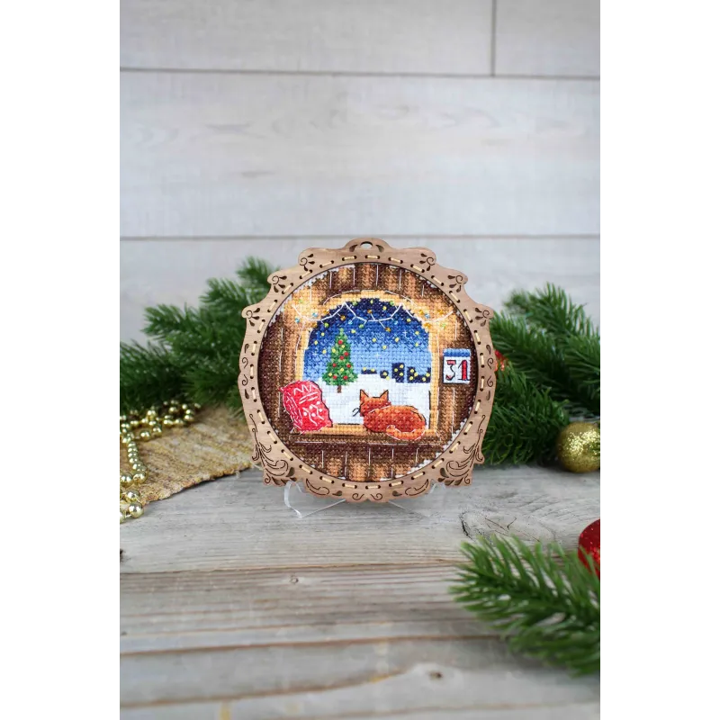 Kit de broderie point de croix sur base en bois "Miniature. Hiver dehors la fenêtre" SO-119
