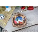 Kit de broderie point de croix sur base en bois "Miniature. Hiver dehors la fenêtre" SO-119 Kit de broderie point de croix sur base en bois "Miniature. Hiver dehors la fenêtre" SO-119