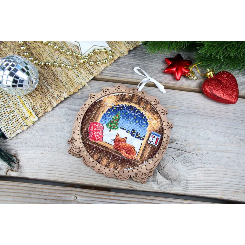 Kit de broderie point de croix sur base en bois "Miniature. Hiver dehors la fenêtre" SO-119