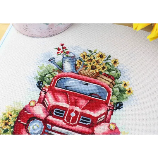 Набор для вышивания крестиком "Harvest fields" SNV-874