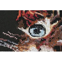 Набор для вышивания крестиком Пушистый котенок 30x35 см AAH-062