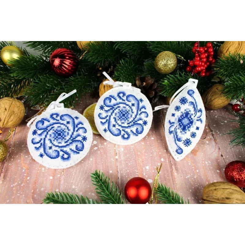 Kit de point de croix "Jouets du nouvel an n° 2. Lot de 3" ST-1073