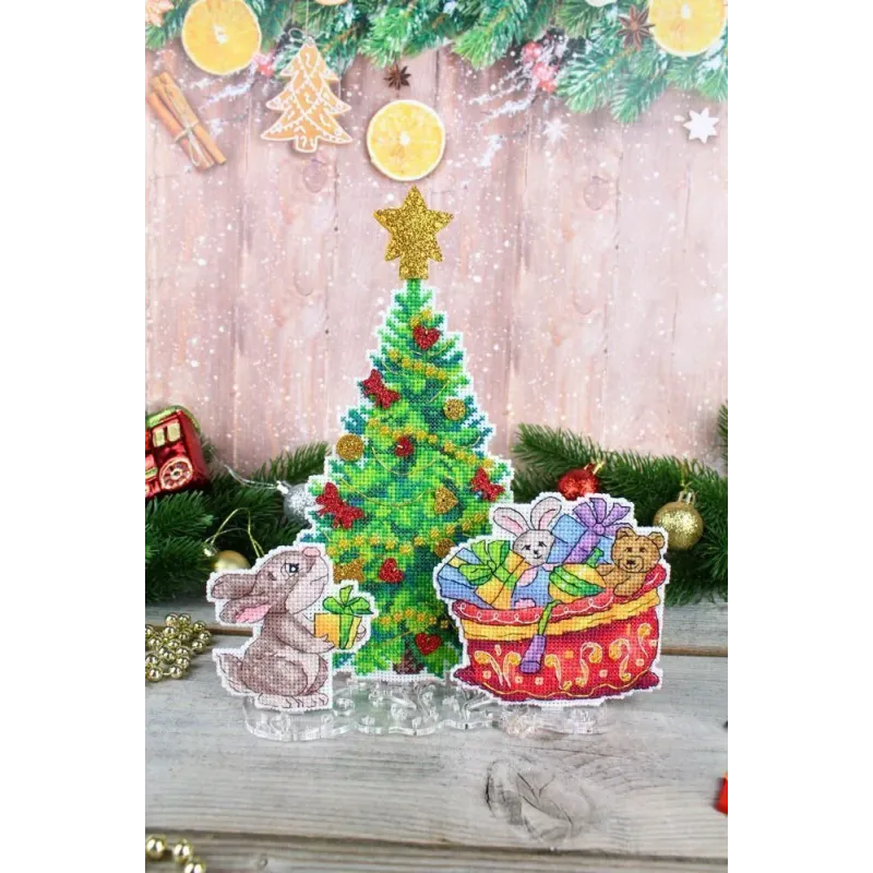 Kit de point de croix "Arbre de Noël avec des cadeaux. Lot de 3 scènes + support" SR-945