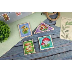 Вышивка крестом на деревянной основе "Марки СССР. Магниты" SO-115