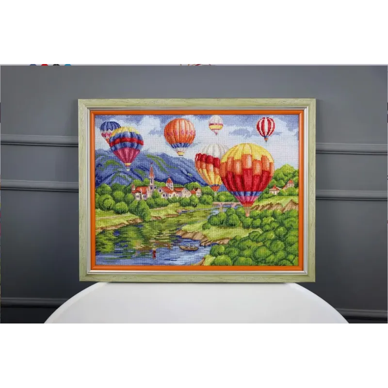 Needlecraft set Balloons over the castle 31.5x42.5 cm S/DL040