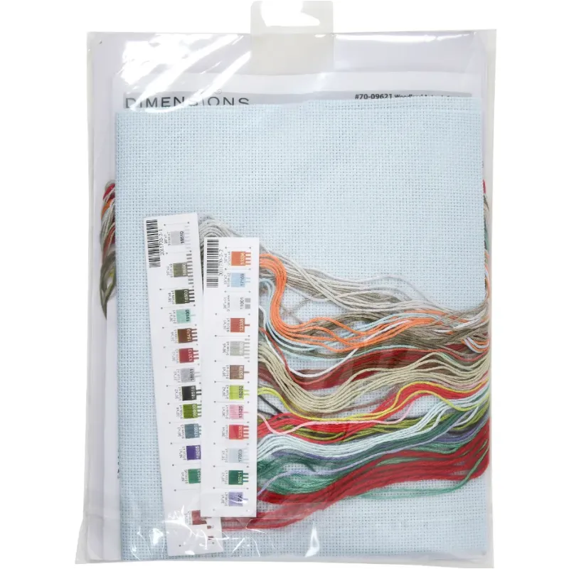 Kit de point de croix Bas de Noël Animaux de la forêt D70-09621