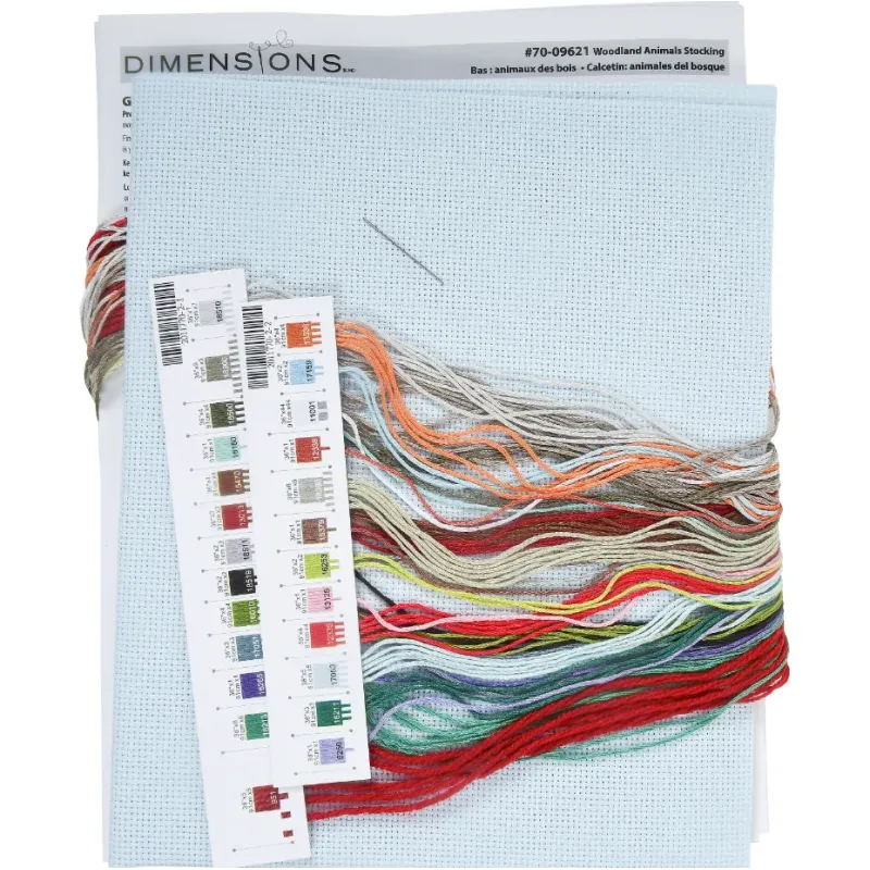 Kit de point de croix Bas de Noël Animaux de la forêt D70-09621
