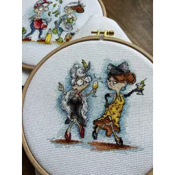 Siuvinėjimo kryželiu rinkinys "Močiutės vakarėlyje" SANB-19