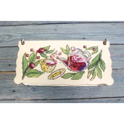 Tea box made of wood with embroidery decoration "Berry tea party" SO-084