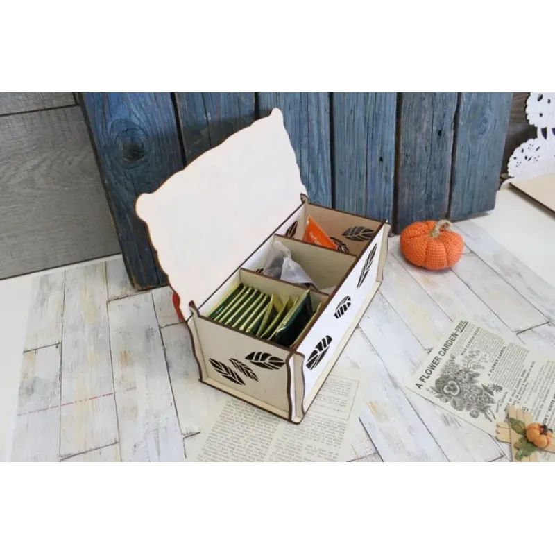 Boîte à thé en bois avec décoration de broderie "Berry tea party" SO-084