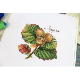 Набор для вышивания крестиком "Дары природы. Лещина" 13x13 см SNV-912