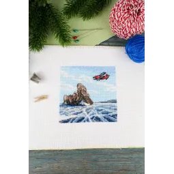 Kryželiu siuvinėjimo rinkinys "Virš užšalusio ežero" 11x11 cm SM-989