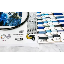 Cross stitch kit "Midnight snowfall" 24x24cm SLETIL9923