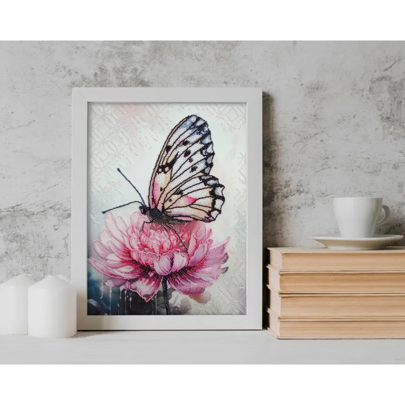 Основной набор для вышивки бисером Petal dream (Deco Scenes) 25x33 см AAB-927