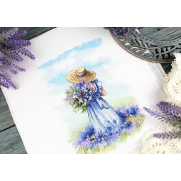 Набор для вышивания крестиком «Прогулка по лаванде» SNV-847