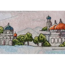 Siuvinėjimo kryželiu rinkiniai Spalvingi kupolai (Kraštovaizdis) 38x18 cm AAH-110