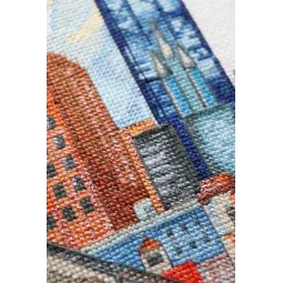 Kryželiu siuvinėjimo rinkinys Didmiesčio gyvenimas (Peizažas) 50x25 cm AAH-219