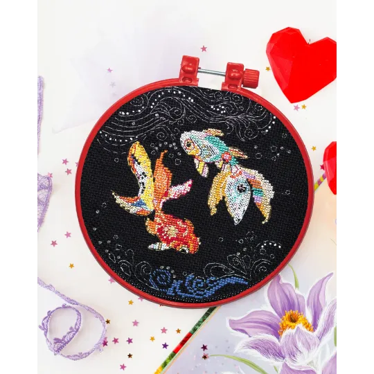 Наборы для вышивания крестиком с пяльцами в комплекте Нежные волны 15x15 см AAHM-059