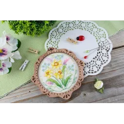 Cross-stich on wooden base "Miniature. Spring flowers" SO-093