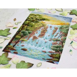 Steiler Wasserfall SNV-814