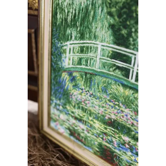 Cross stitch kit "White water lilies" 40.5 × 40 cm 1899 S/MK052