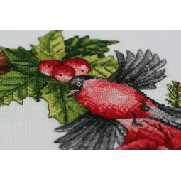 Siuvinėjimo kryželiu rinkinys Kalėdų vainikas (Žiemos pasaka) 25x27 cm AAH-154