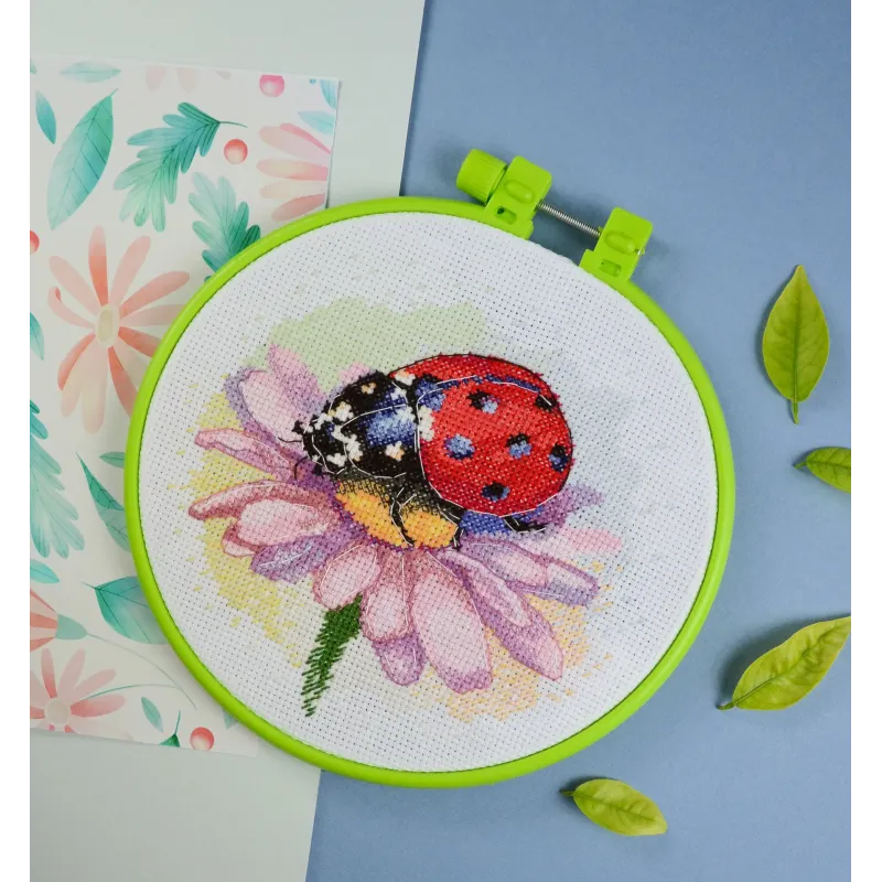 Kreuzstich-Sets mit Reifen inklusive Sunny Bedryk 17x17 cm AAHM-078