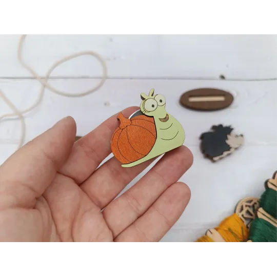 Siūlų kirpiklis. Sraigė KF050/4