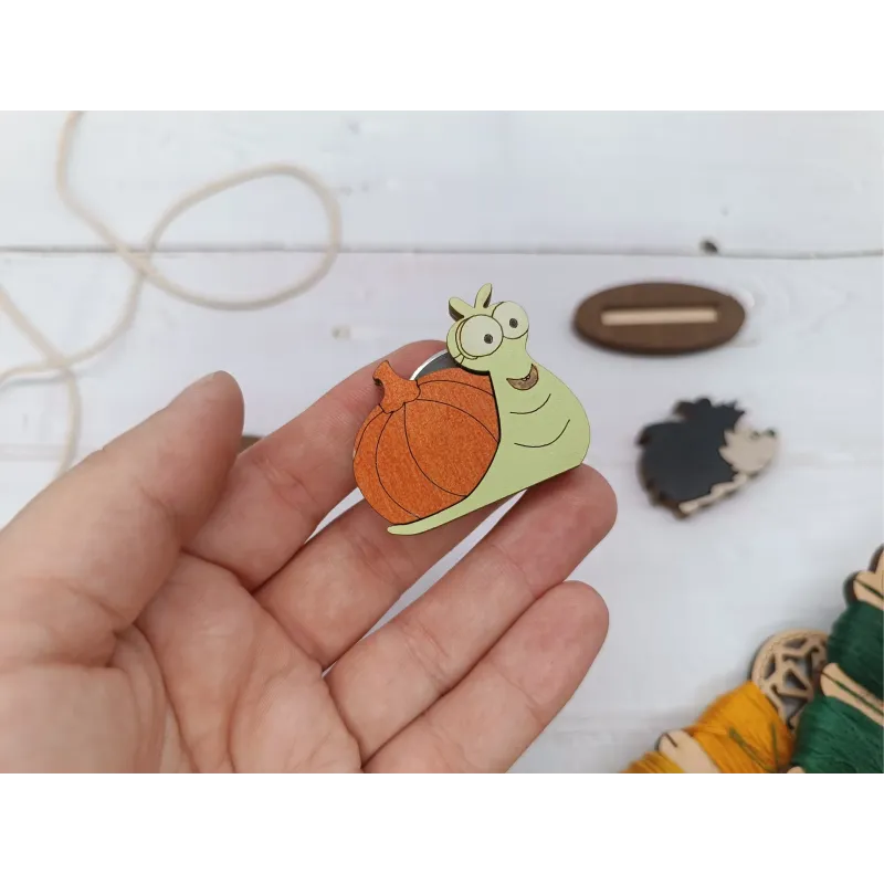 Siūlų kirpiklis. Sraigė KF050/4