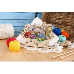 Вышивка крестом на деревянной основе "Подставка под салфетки "Handicraft corner" SO-107