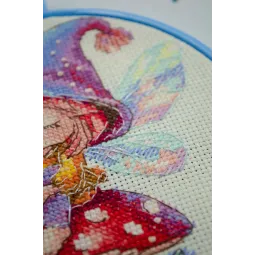 Kit de point de croix avec tambour inclus Petite Sorcière 15x15 cm AAHM-086