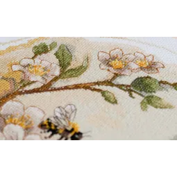 Siuvinėjimo kryželiu rinkinys Medaus spalvos (Deco Scenes) 24x24 cm AAH-207