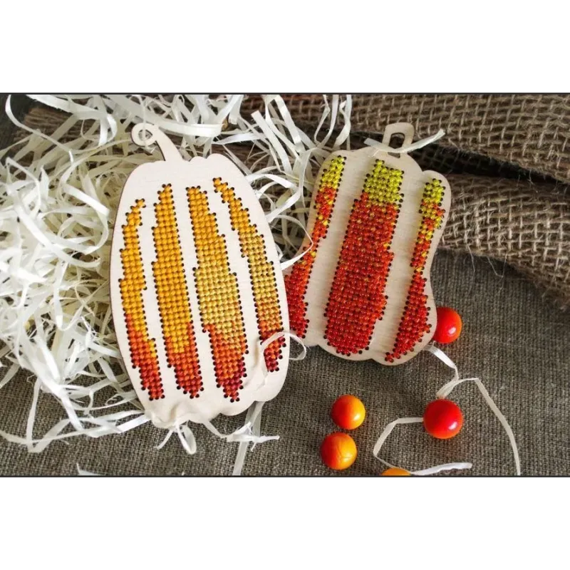 Broderie vierge "Citrouilles" OR-294