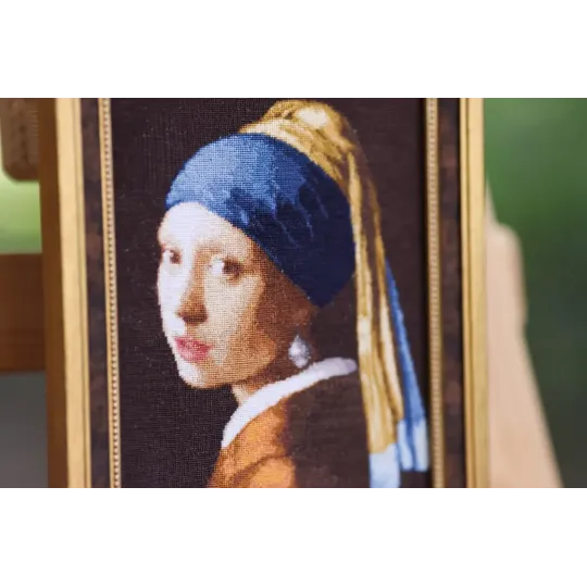 Cross stitch kit Girl with a pearl earring 12,5x19,5 cm S/KR003