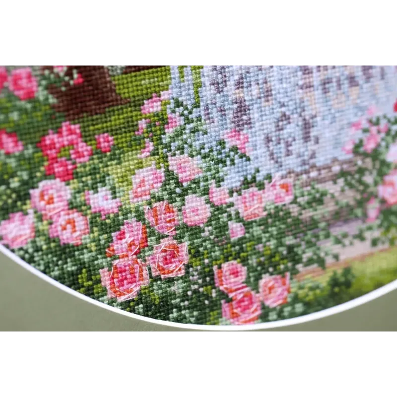 Cross stitch kit "gorgeous september" 31.7x31.7 cm S/VM044