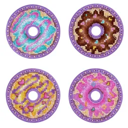 Kryželiu siuvinėjimo rinkinys „Donuts. Badges. Magnets“ 6*6 cm ST-1027