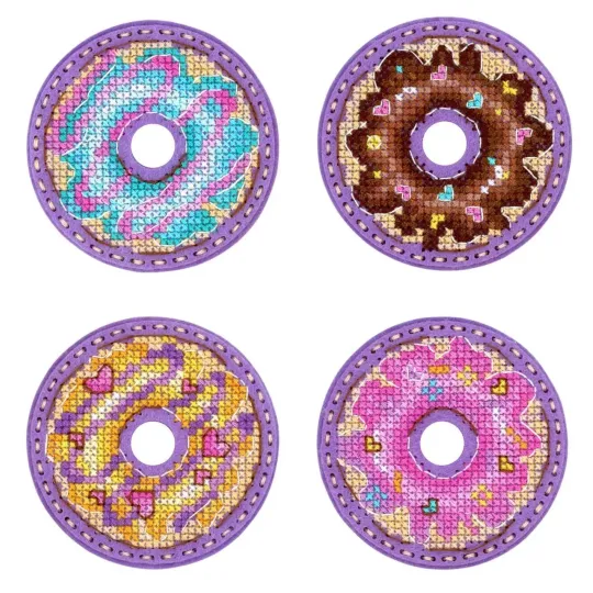 Набор для вышивания крестиком "Donuts. Badges. Magnets" 6*6 cm ST-1027