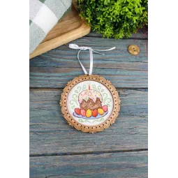 Вышивка крестом на деревянной основе "Миниатюра. Пасхальный кулич" 8*8 см SO-137