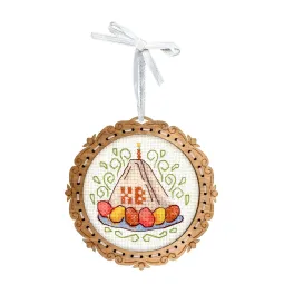 Вышивка крестом на деревянной основе "Миниатюра. Творожный пирог" 8*8 см SO-136