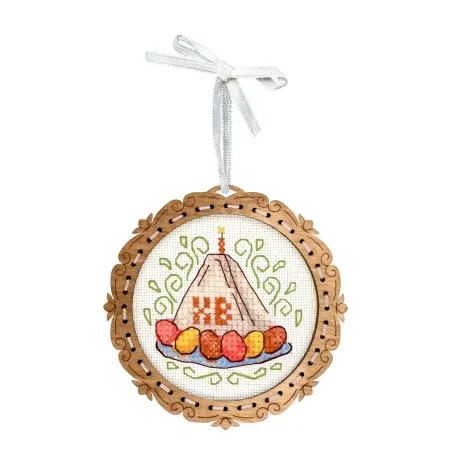 Point de croix sur socle en bois "Miniature. Gâteau au fromage blanc" 8*8 cm SO-136