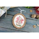Kreuzstich auf Holzbasis "Miniatur. Hase mit Schleife" 10*9 cm SO-128
