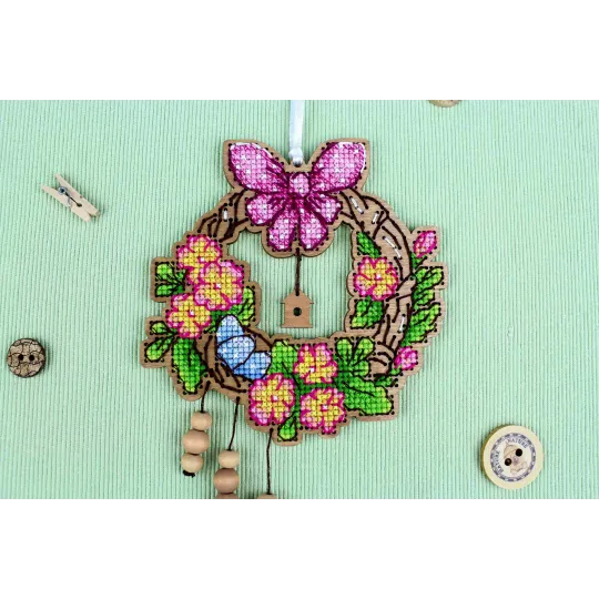 Вышивка крестом на деревянной основе "Пасхальный венок 2" 12*12 см SO-122