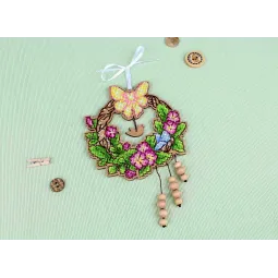 Cross-stitch on wooden base "Easter wreath 1" 12*12 cm SO-121 (ES)