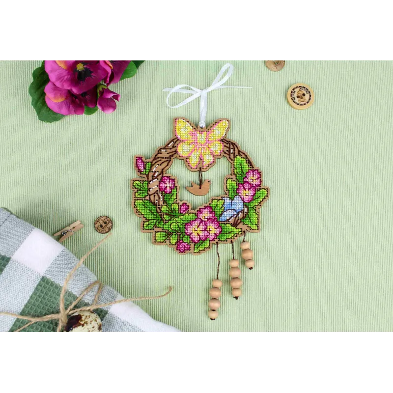 Cross-stitch on wooden base "Easter wreath 1" 12*12 cm SO-121 (ES)