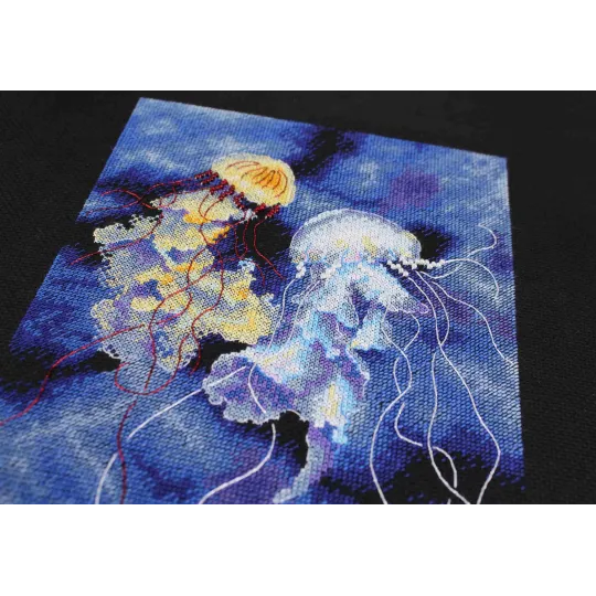 Набор для вышивания крестом "Подводная магия" 25*18 см SNV-887