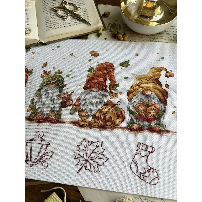 Kit de point de croix "Gnomes d'automne" 32х21,5 cm SANO-34