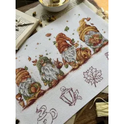 Kit de point de croix "Gnomes d'automne" 32х21,5 cm SANO-34