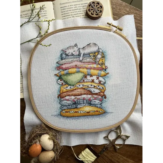 Набор для вышивания крестом "Кошка отдыхает" 13,5 х 16 см SANV-55